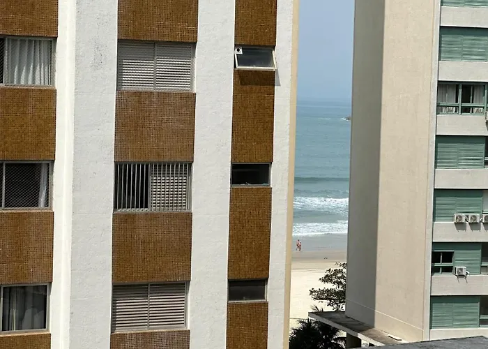 Apartamento Pintangueiras - Pé na Areia com Serviço de Praia Guarujá